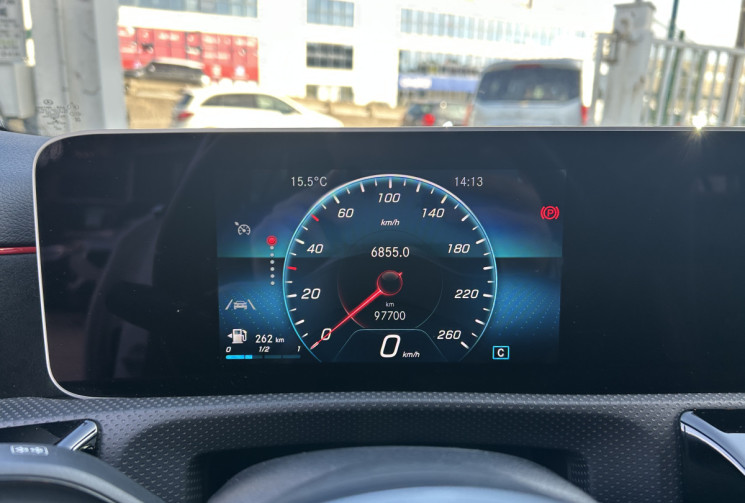 Mercedes Classe A IV 180 D 116 Ch AMG LINE * FEUX LED * CAMERA ARRIERE