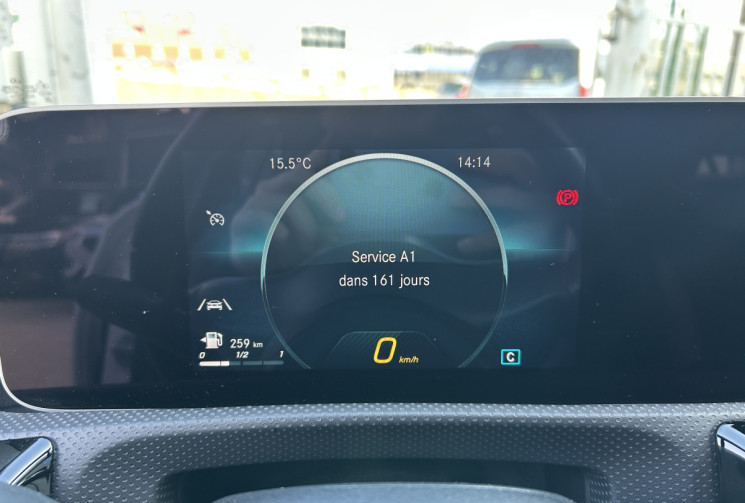 Mercedes Classe A IV 180 D 116 Ch AMG LINE * FEUX LED * CAMERA ARRIERE