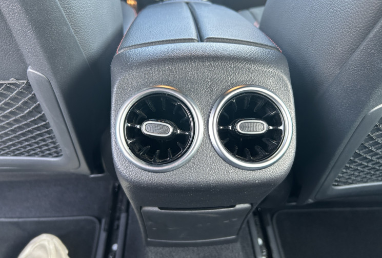 Mercedes Classe A IV 180 D 116 Ch AMG LINE * FEUX LED * CAMERA ARRIERE