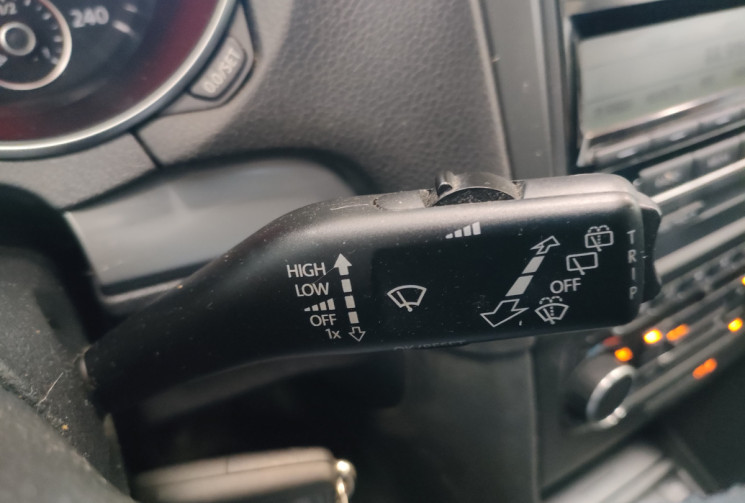 Volkswagen Golf VI 1.6 TDI 105 TRENDLINE