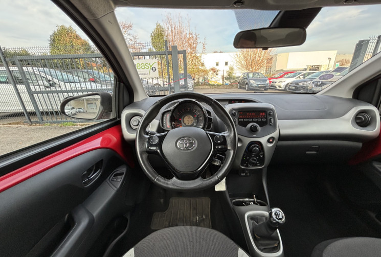 Toyota Aygo 1.0 / 69 CH / X 