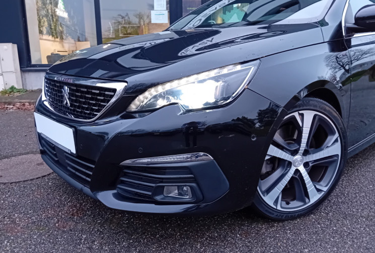 Peugeot 308 SW 2.0 GT 180 CV Blue-HDi - Toit Pano - Sièges chauffants - 