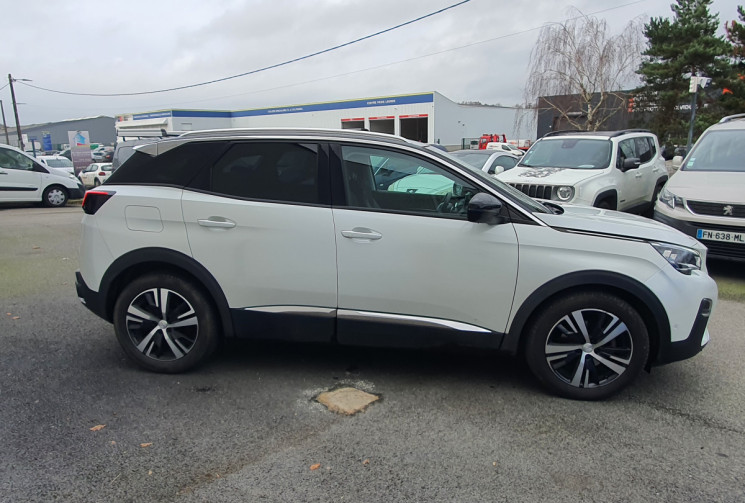 Peugeot 3008 1.5 BlueHDi EAT8 130 cv ALLURE