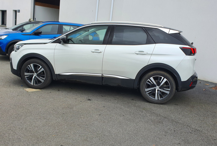 Peugeot 3008 1.5 BlueHDi EAT8 130 cv ALLURE