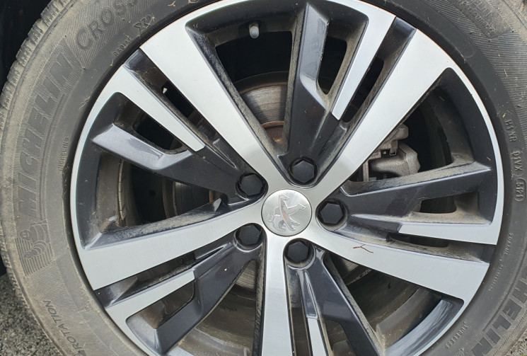 Peugeot 3008 1.5 BlueHDi EAT8 130 cv ALLURE