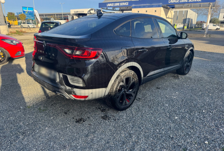 Renault Arkana TCe 140 MHEV R.S. Line