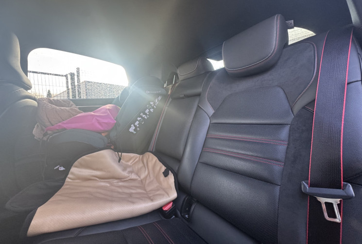 Renault Arkana TCe 140 MHEV R.S. Line