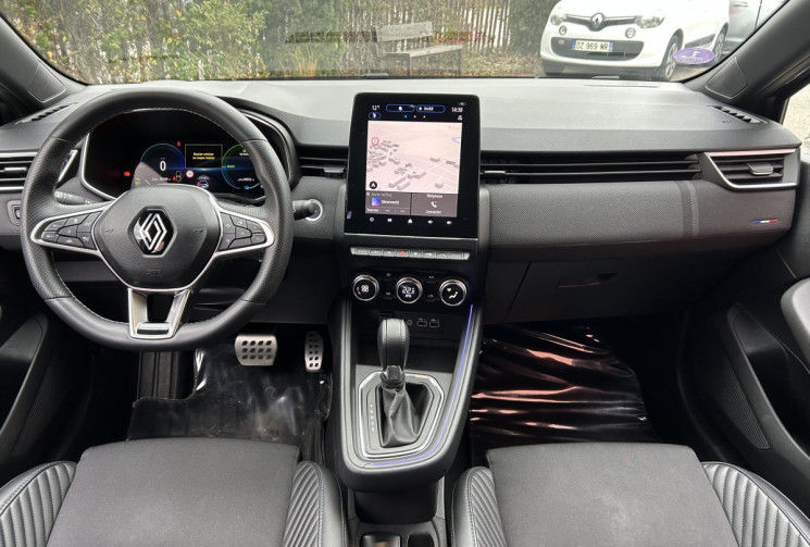 Renault Clio 5 V 1.6 E-Tech 145ch full hybrid esprit Alpine / Caméra 360°