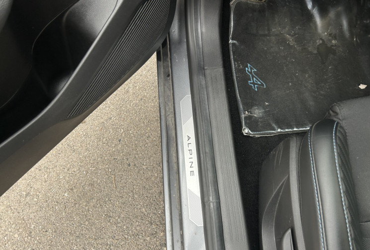 Renault Clio 5 V 1.6 E-Tech 145ch full hybrid esprit Alpine / Caméra 360°