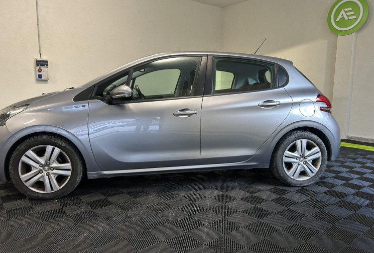 Peugeot 208 1.5 BlueHDi E6.c Signature BVM5 
