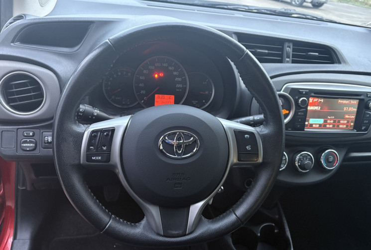 Toyota Yaris 1.0 VVTI 5 PORTES DYNAMIC