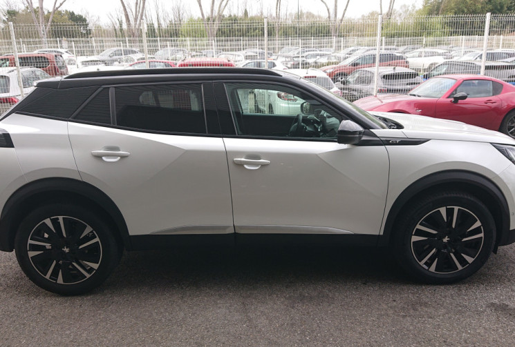 Peugeot 2008 1.2  PureTech 155 S&S GT Pack EAT8 / 1° Main