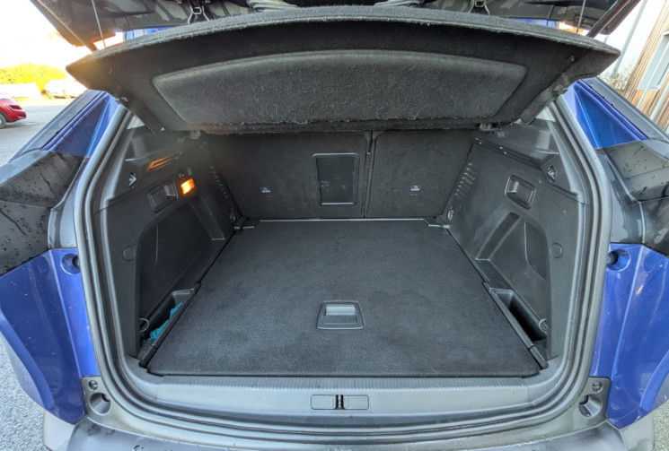 Peugeot 3008 II 1.2  EAT8 130 ALLURE / COURROIE DE DISTRIBUTION NEUVE / BON ETAT / GARANTIE 12 MOIS