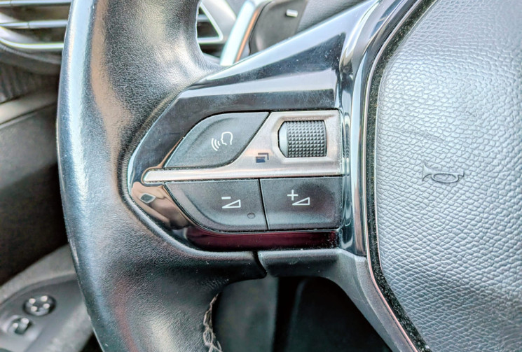 Peugeot 3008 II 1.2  EAT8 130 ALLURE / COURROIE DE DISTRIBUTION NEUVE / BON ETAT / GARANTIE 12 MOIS