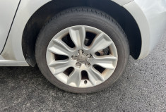 Audi A1 SPORTBACK 1.6 TDI S-Tronic7 90 cv AMBITION / DISTRIBUTION OK