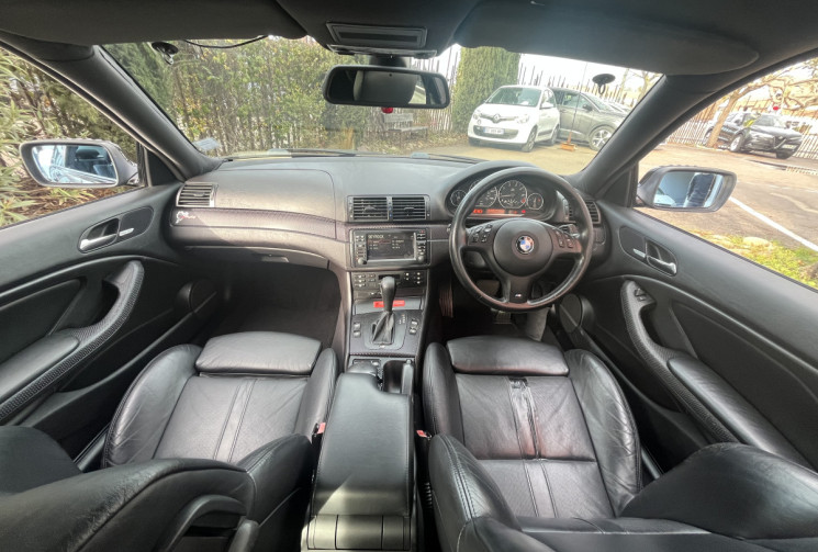 BMW SERIE 3 COUPE RHD 330ci Pack M 231cv e46 Luxe 330 Sport BA