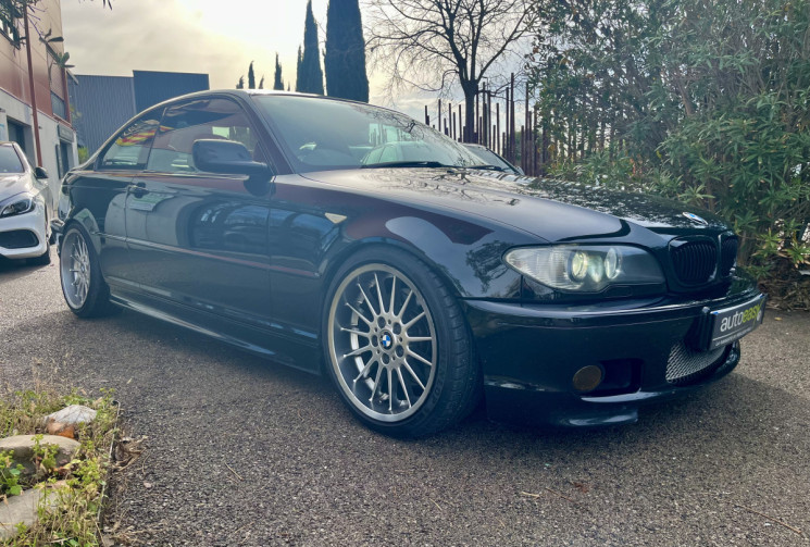 BMW SERIE 3 COUPE RHD 330ci Pack M 231cv e46 Luxe 330 Sport BA