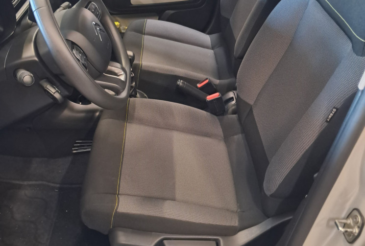 Citroën C3 III 1.2 110 BVM6  FeelPack -1ER MAIN - SUIVI CITROEN 