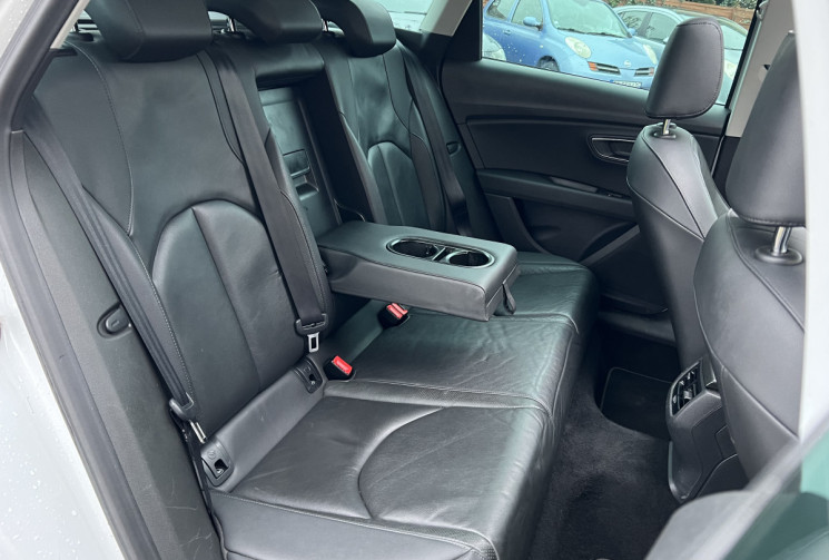 SEAT Leon ST X-Perience 2.0 TDI 4Drive DSG6 S&S 184 CH Boîte auto