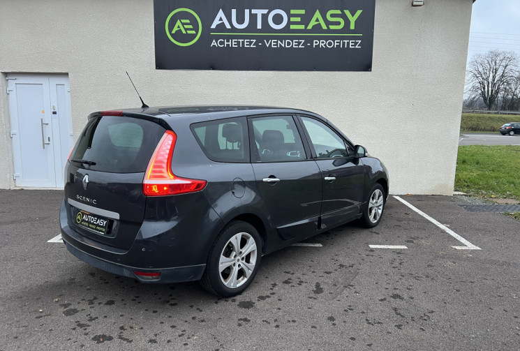 Renault GRAND SCENIC 1.9 DCI 130 CH BVM6 7 PLACES
