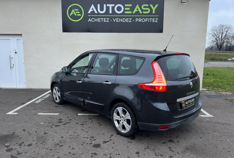 Renault GRAND SCENIC 1.9 DCI 130 CH BVM6 7 PLACES