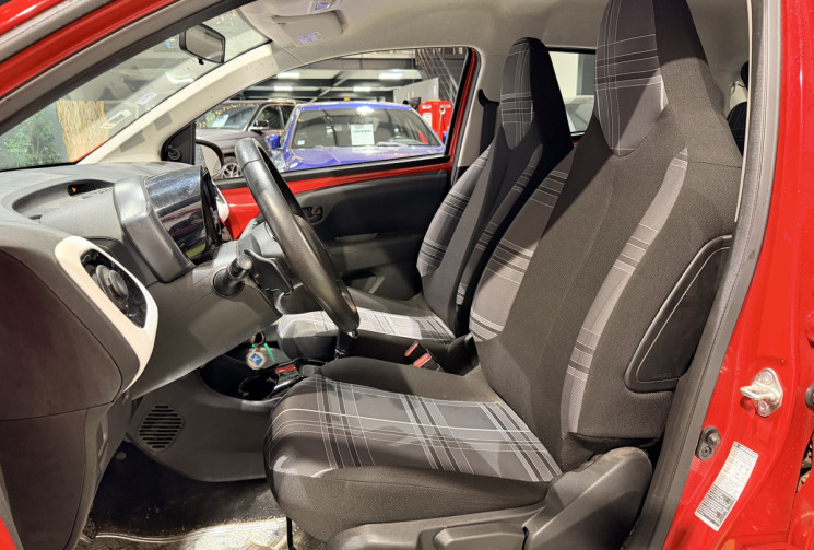 Peugeot 108 1ERE MAIN BOITE AUTO STYLE ETG5 1.0 VTI 