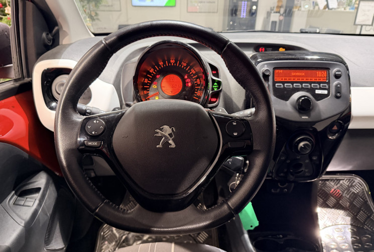 Peugeot 108 1ERE MAIN BOITE AUTO STYLE ETG5 1.0 VTI 