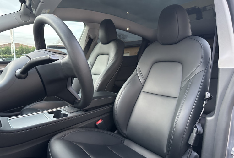 Tesla Model Y Grande autonomie 514 ch Dual Motor AWD AUTOPILOT / Première main / TVA apparente