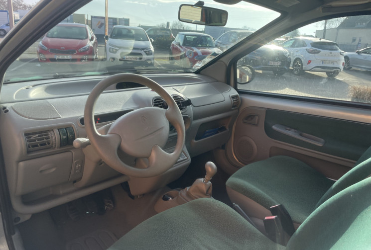 Renault Twingo 1.2 16 v Perrier