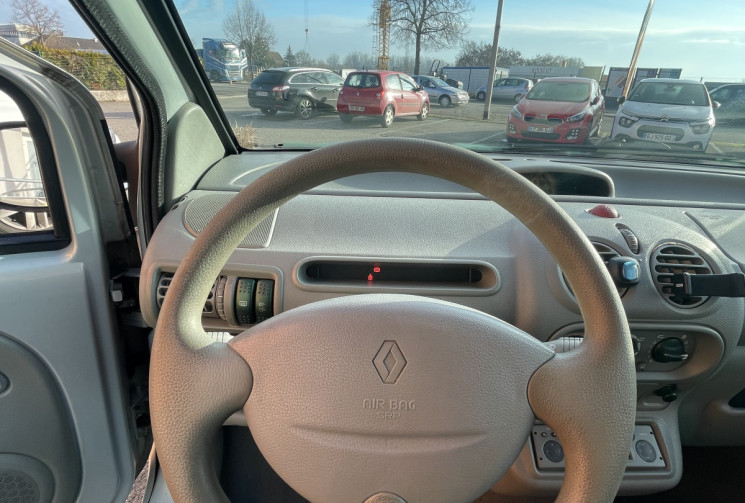 Renault Twingo 1.2 16 v Perrier