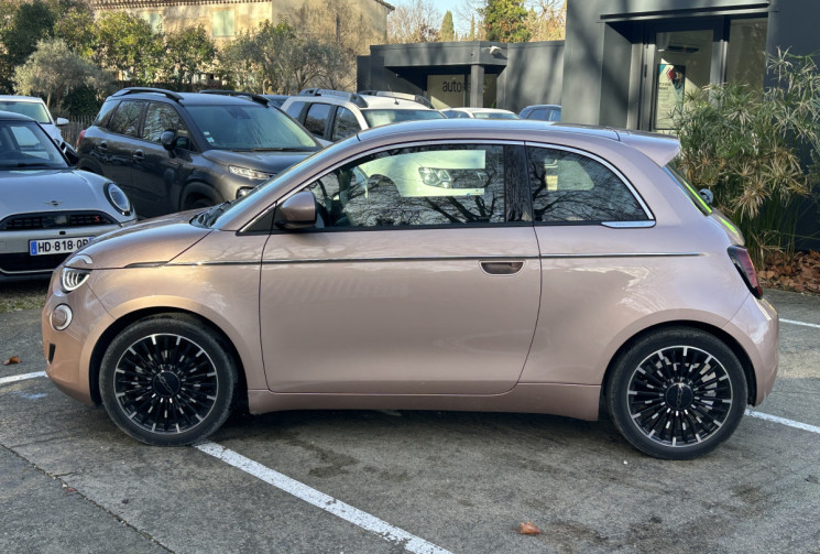 FIAT 500 500e II 118 La Prima by Bocelli / JBL / Carplay sans fil / Sièges chauffants / Radars av/ar