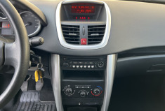 Peugeot 207 + 5 portes 1.4 HDi 68 cv