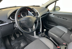 Peugeot 207 + 5 portes 1.4 HDi 68 cv