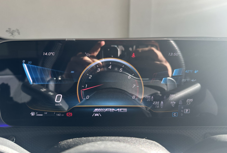 Mercedes CLASSE A BERLINE IV (W177) 35 AMG 4Matic 7G-DCT Speedshift AMG