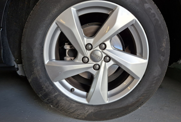 Audi Q3 35 TFSI 150 S TRONIC DESIGN LUXE ATTELAGE GARANTIE 12 MOIS