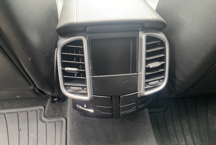 Porsche Cayenne S Hybrid 3.0 DFI V6 380 CH ATTELAGE - COMMANDE AU VOLANT