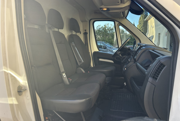 Peugeot Boxer Fg II 330 L2H2 2.2 BlueHDi S&S Premium