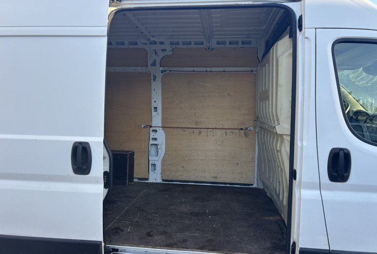 Peugeot Boxer Fg II 330 L2H2 2.2 BlueHDi S&S Premium