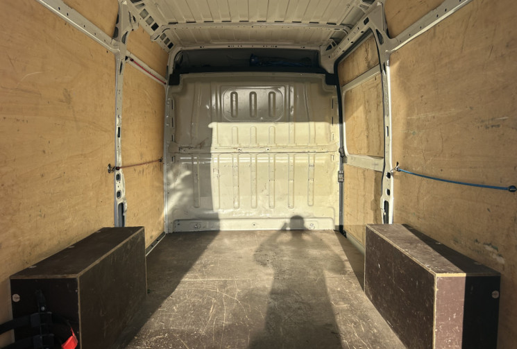 Peugeot Boxer Fg II 330 L2H2 2.2 BlueHDi S&S Premium