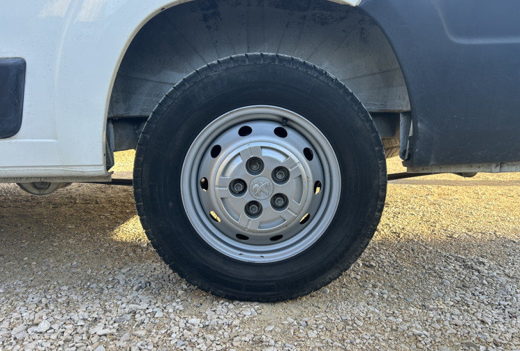 Peugeot Boxer Fg II 330 L2H2 2.2 BlueHDi S&S Premium