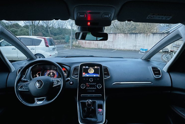 Renault GRAND SCENIC 1.7 Blue dCi 120ch Zen - 21