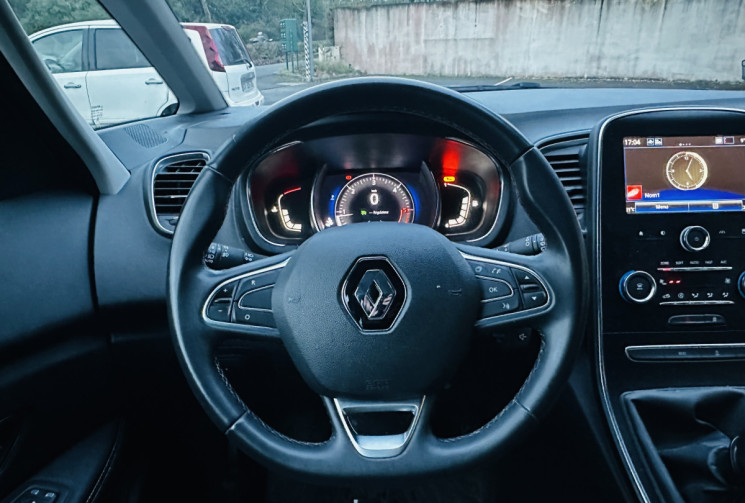 Renault GRAND SCENIC 1.7 Blue dCi 120ch Zen - 21