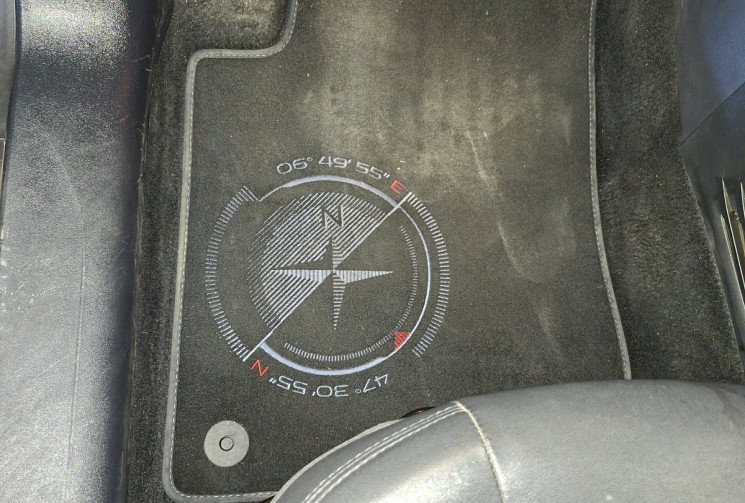 Peugeot 2008 1.6 VTi 120  16V ATTELAGE GARANTIE 6 MOIS