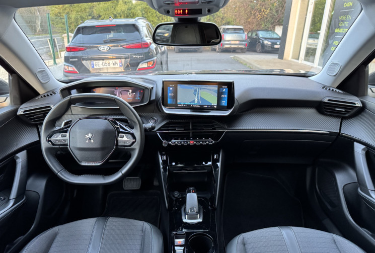 Peugeot 2008 Allure Business 1.5 BlueHDI 130 ch EAT8 / 1ERE MAIN / Cockpit / Camera / Carplay / TVA