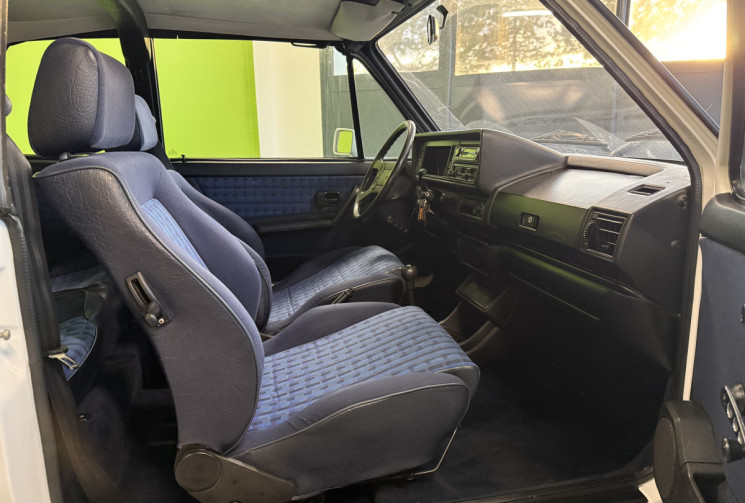 Volkswagen Golf 1 CABRIOLET 1.6 75 8V KARMANN