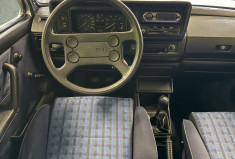 Volkswagen Golf 1 CABRIOLET 1.6 75 8V KARMANN