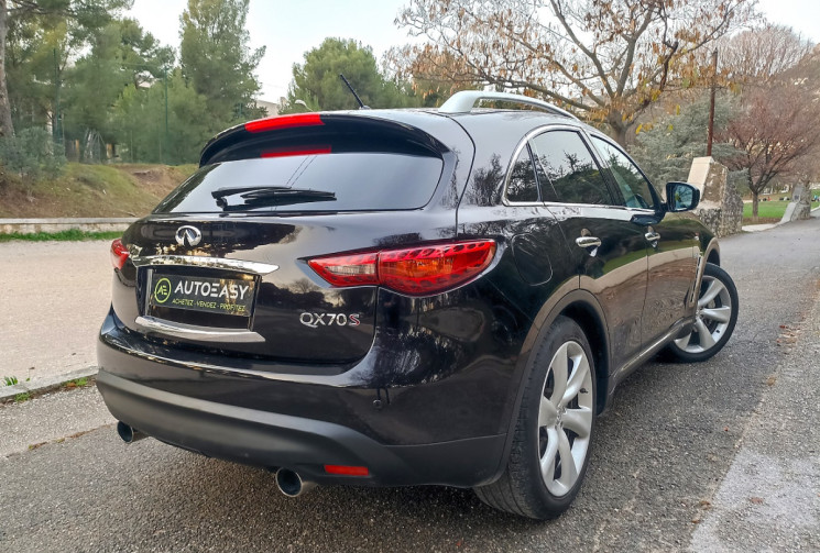 Infinity QX70 S 3.0L V6 238CH - Full Option - Bose - Toit ouvrant - Cuir - Camera 360 - ACC