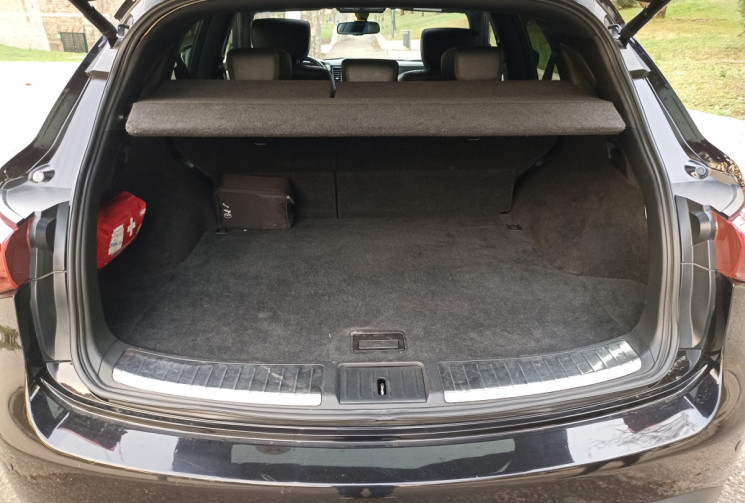 Infinity QX70 S 3.0L V6 238CH - Full Option - Bose - Toit ouvrant - Cuir - Camera 360 - ACC