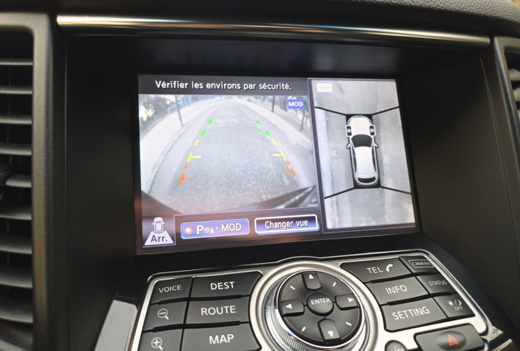 Infinity QX70 S 3.0L V6 238CH - Full Option - Bose - Toit ouvrant - Cuir - Camera 360 - ACC