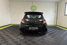 Renault Clio CLIO 3 RS 2.0 16v Renault Sport Luxe 